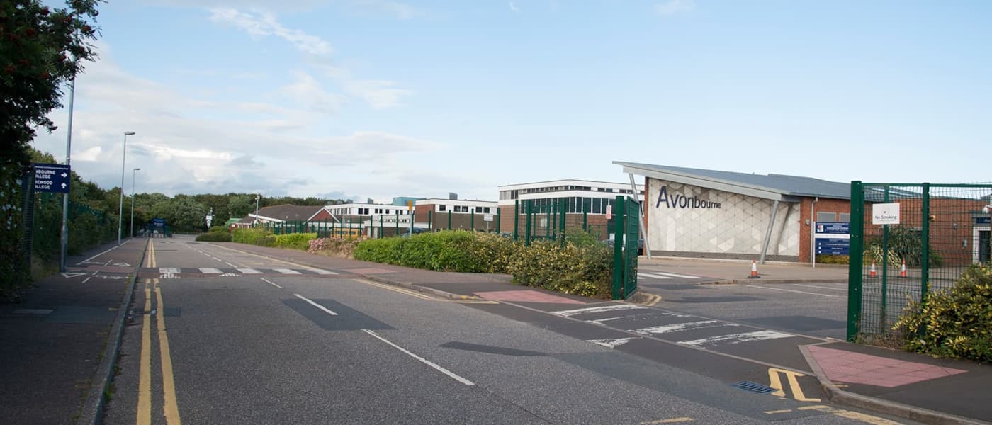 Avonbourne Sign Contact Us | Avonbourne Boys' Academy